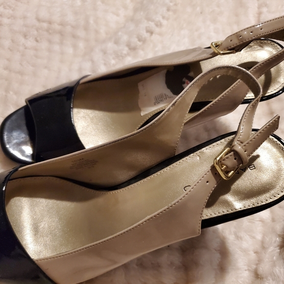 Shoes - Picture 3 of 3